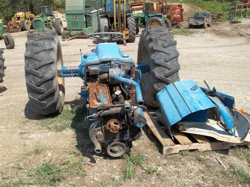 Tractor salvage ford 4000 #8