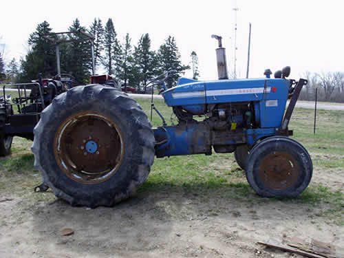 Tractor salvage ford 4000 #6